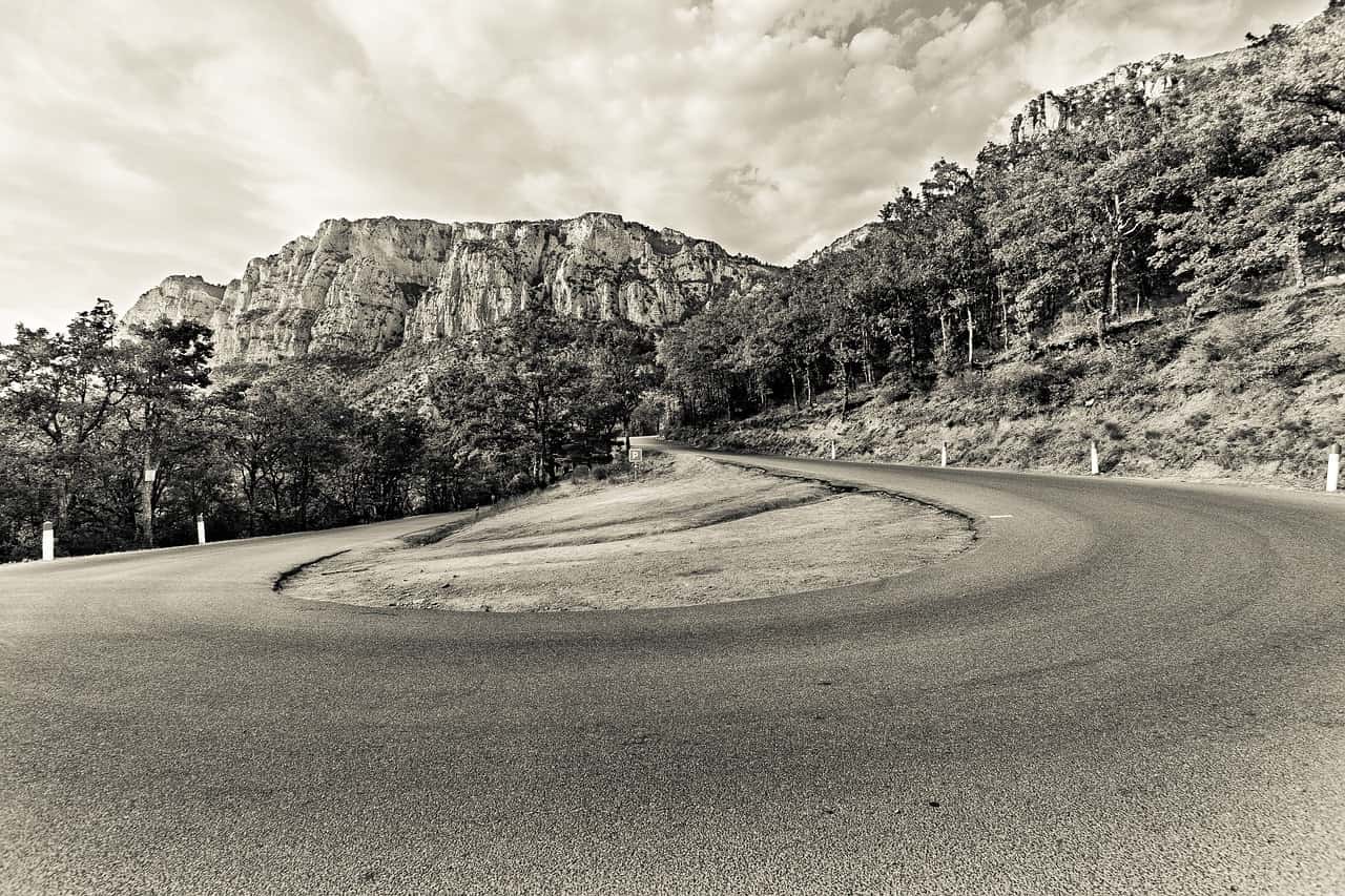 Les plus belles routes moto France BMW pour une virée inoubliable